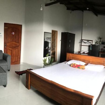 S V Homestay Kandy Dış mekan fotoğraf