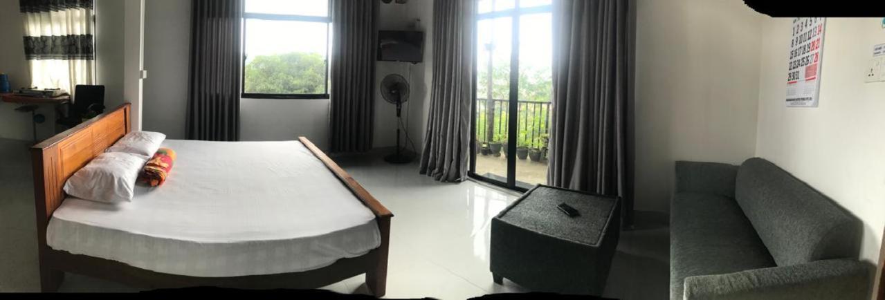 S V Homestay Kandy Dış mekan fotoğraf