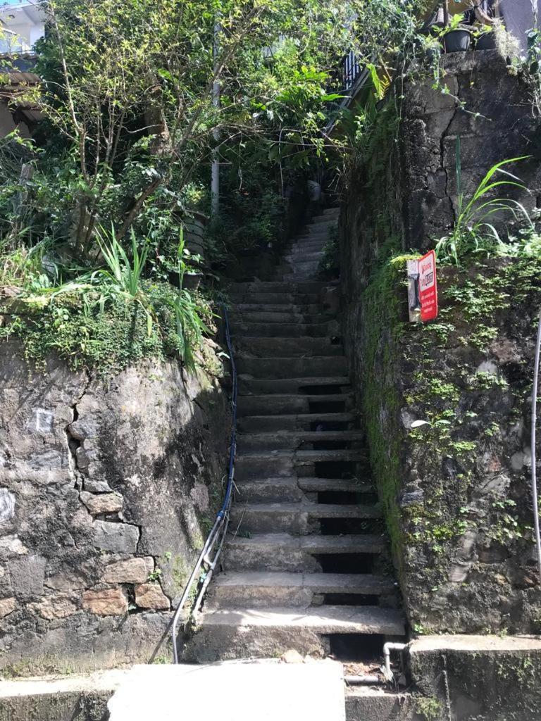S V Homestay Kandy Dış mekan fotoğraf